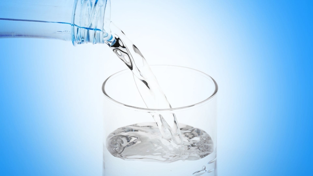 Reutiliza tu botella de agua de manera segura - Control del Agua